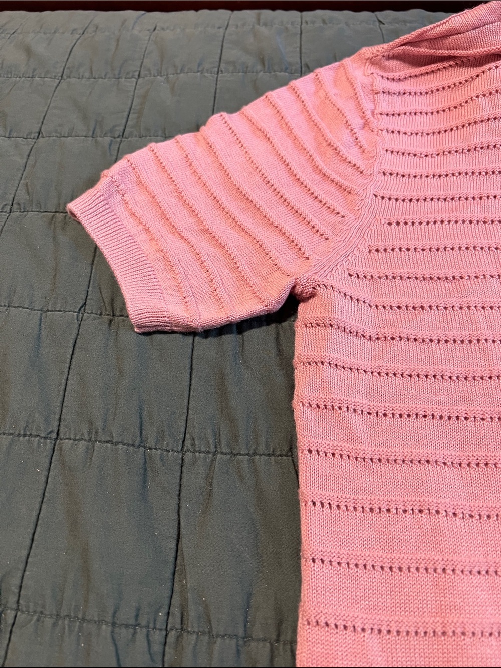 Varley NWTO Wren Pink V-Neck Knit Polo Sweater with Burgundy Trim Size S - Picture 5 of 5